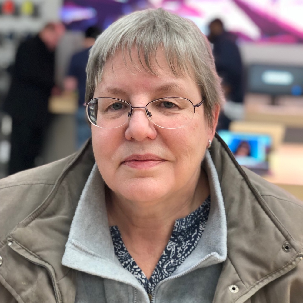 Meet your Posher, Maurita